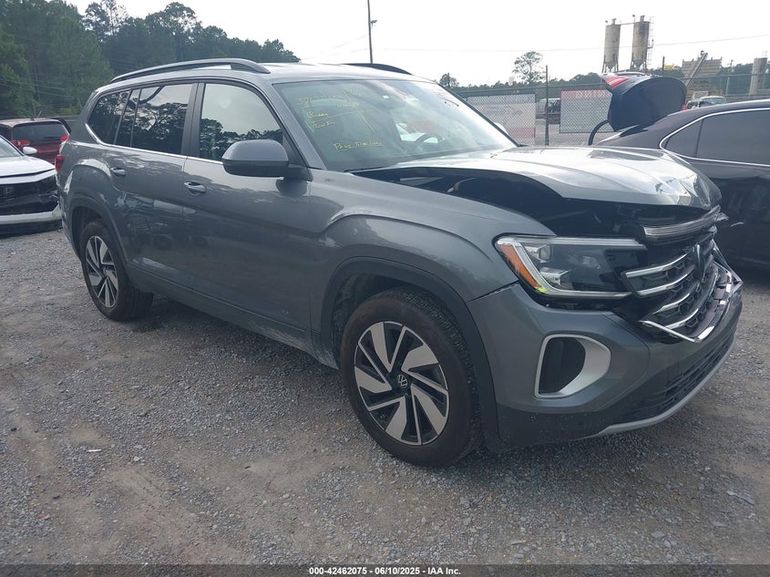 2025 Volkswagen Atlas VIN 1V2WR2CA1SC515346 — IAAI salvage auction photo