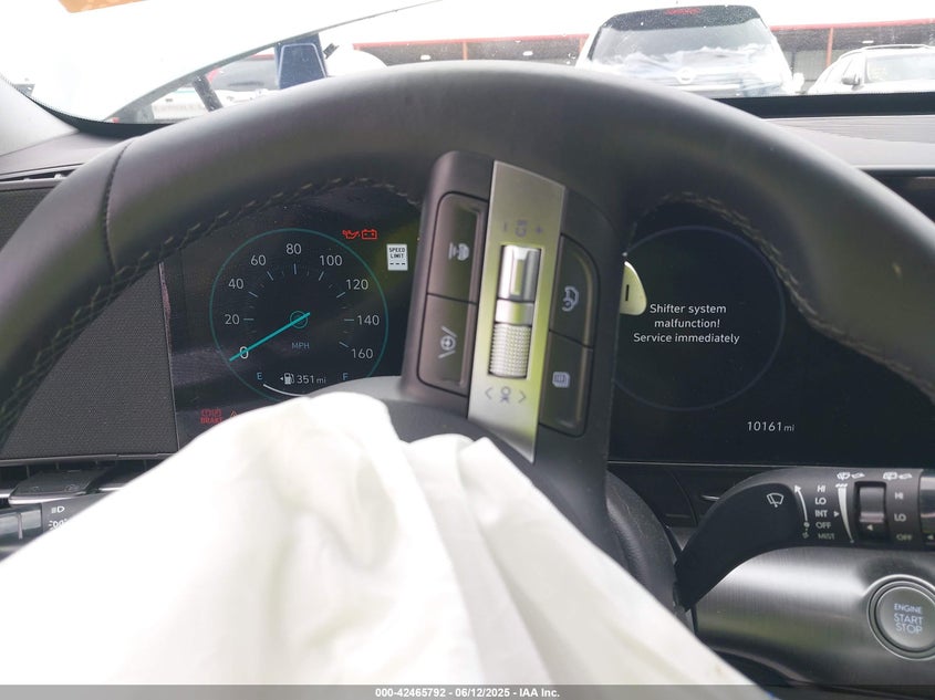 2024 Hyundai Kona VIN KM8HC3AB2RU171829 IAAI salvage auction — ROLLOVER, Salvage (Missouri), sold $3,050 on 2026-07-28 (photo 7)