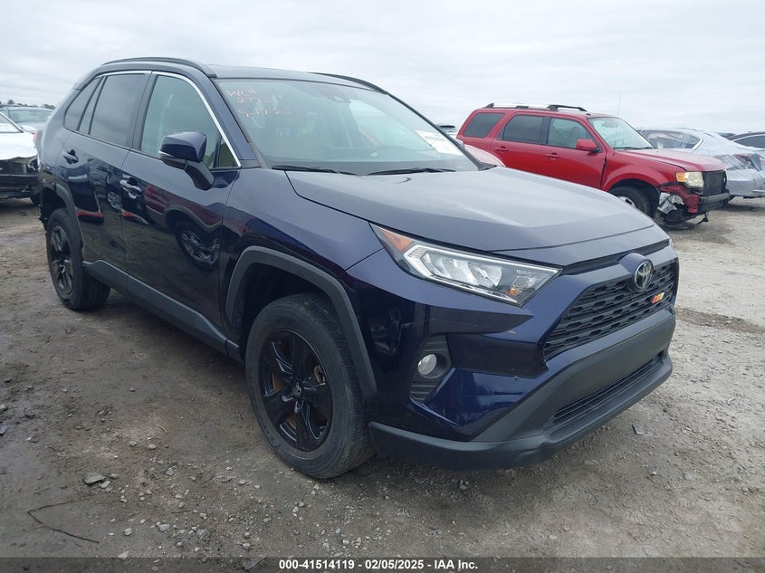 2021 Toyota Rav4 VIN 2T3W1RFV1MW161781 IAAI salvage auction — REAR END, Salvage (Indiana), sold $11,100 on 2026-07-23 (photo 1)
