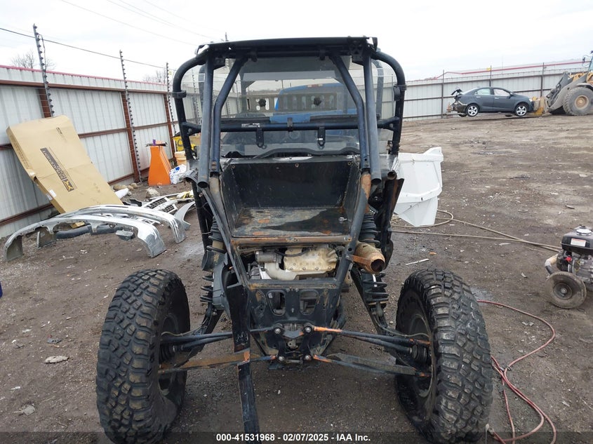 2016 Polaris RZR VIN 3NSVFE920GF464065 IAAI salvage auction — Side, Clear (Oklahoma), sold $1,650 on 2025-04-15 (photo 6)