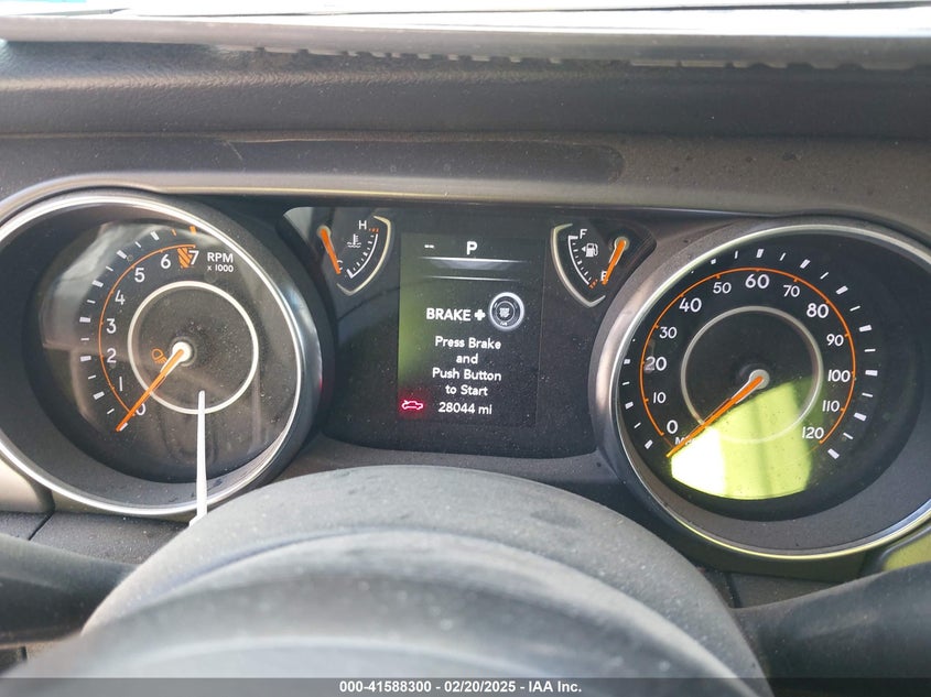 2023 Jeep Gladiator VIN 1C6HJTAG0PL574465 IAAI salvage auction — FRONT END, Salvage Title, sold $12,400 on 2026-07-28 (photo 7)