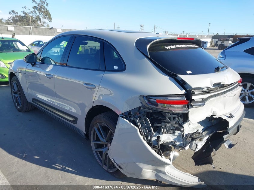 2025 Porsche Macan VIN WP1AA2A57SLB01477 COPART salvage auction — Rear, Salvage (California), sold $31,350 on 2025-05-19 (photo 6)