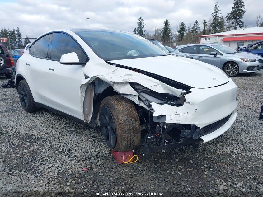 2024 Tesla Model y VIN 7SAYGDEE5RF117892 IAAI salvage auction — FRONT END, Bill Of Sale (Washington), sold $13,725 on 2026-07-08 (photo 1)