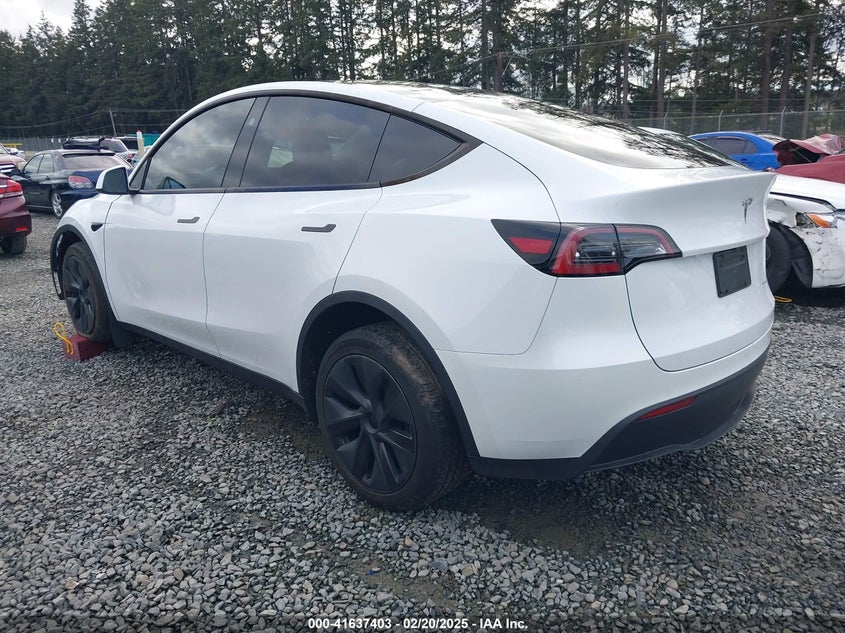 2024 Tesla Model y VIN 7SAYGDEE5RF117892 IAAI salvage auction — FRONT END, Bill Of Sale (Washington), sold $13,725 on 2026-07-08 (photo 3)