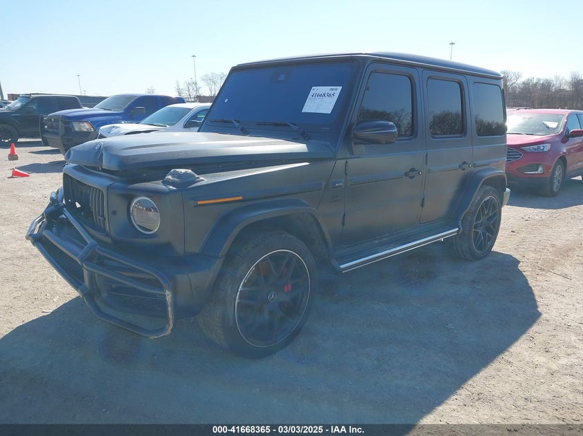 2024 Mercedes-benz G-class VIN W1NYC7HJ4RX491590 IAAI salvage auction — FRONT & REAR, Salvage (Tennessee), sold $117,000 on 2026-08-17 (photo 2)