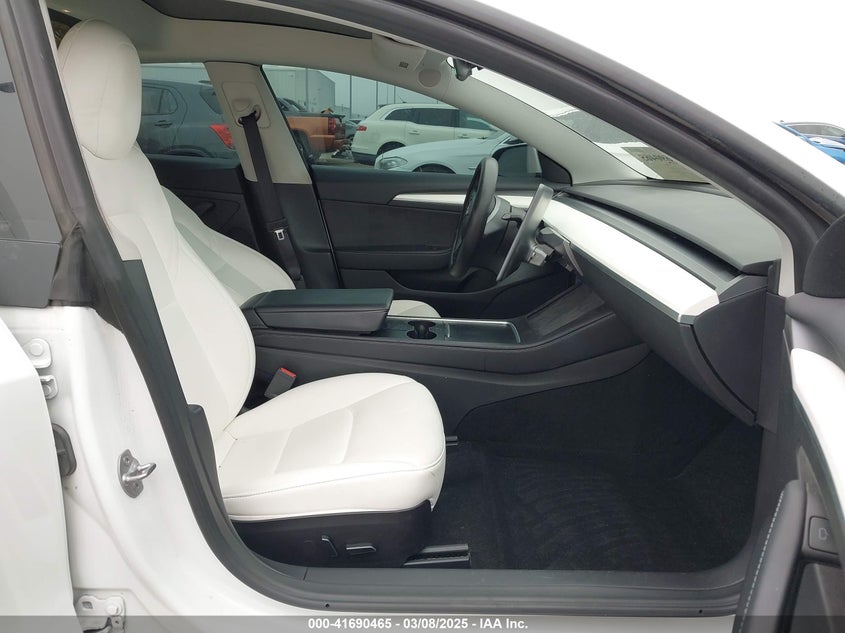 2022 Tesla Model 3 VIN 5YJ3E1EA9NF337989 COPART salvage auction — Front End, Clear (Texas), sold $7,600 on 2025-04-17 (photo 5)