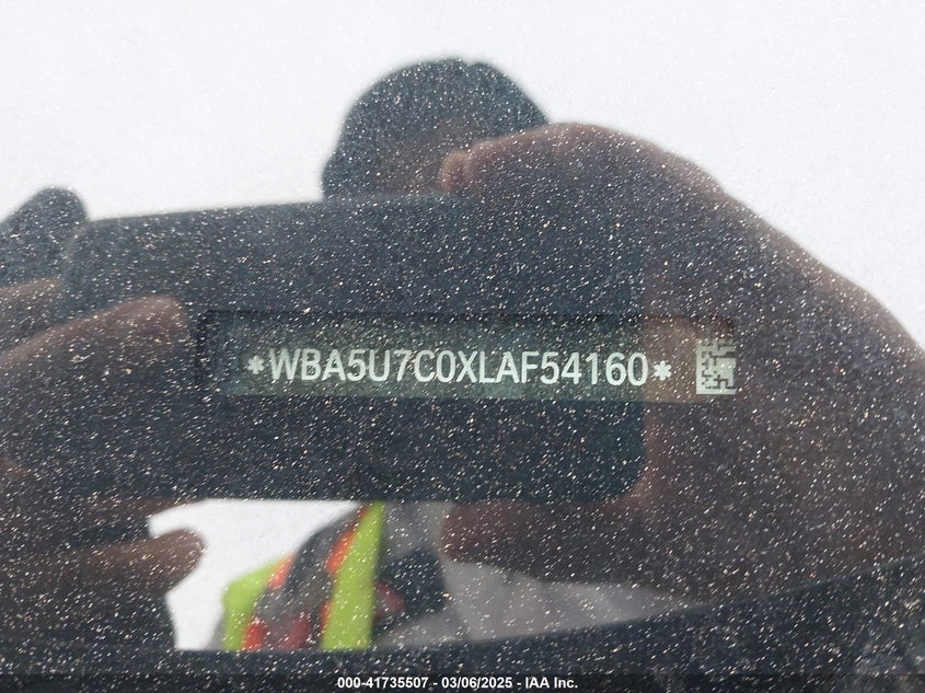 2020 BMW 3 series VIN WBA5U7C0XLAF54160 IAAI salvage auction — THEFT, Clear - Dealer Only (California), sold $21,675 on 2026-08-19 (photo 9)