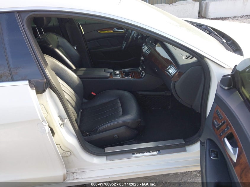 2014 Mercedes-benz Cls-klasse VIN WDDLJ9BB4EA101031 COPART salvage auction — Normal Wear & Tear, Clear (Illinois), sold $4,925 on 2025-03-18 (photo 5)