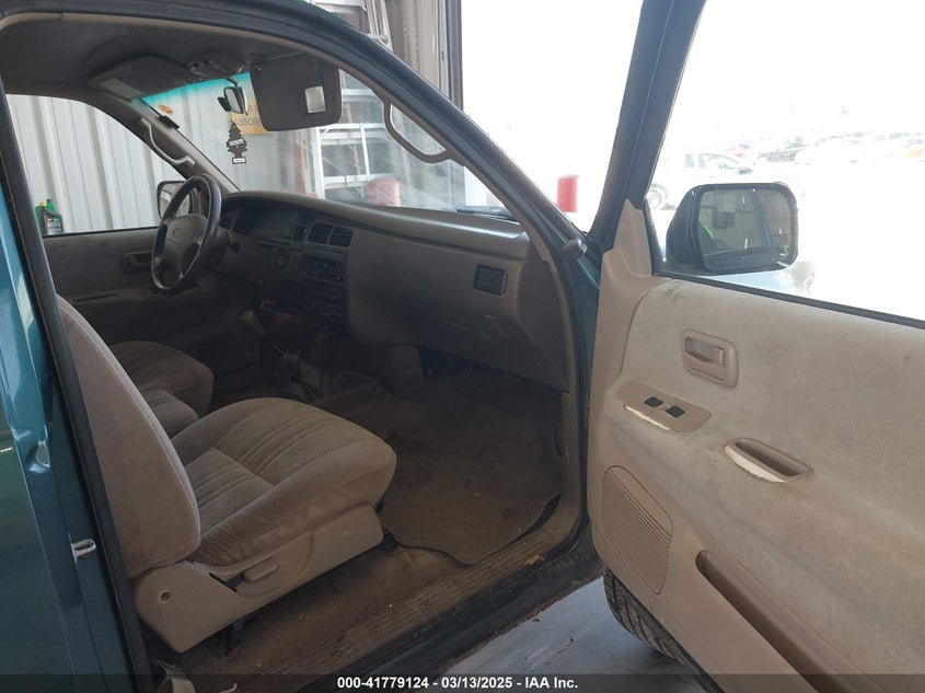 1997 Toyota T100 VIN JT4UN24D2V0034332 IAAI salvage auction — ALL OVER, Salvage (Idaho), sold $25 on 2026-07-27 (photo 5)