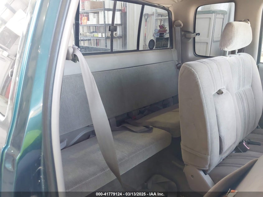 1997 Toyota T100 VIN JT4UN24D2V0034332 IAAI salvage auction — ALL OVER, Salvage (Idaho), sold $25 on 2026-07-27 (photo 8)