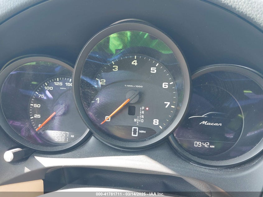 2018 Porsche Macan VIN WP1AA2A50JLB18359 COPART salvage auction — Front End, Clear (Texas), sold $9,900 on 2025-05-19 (photo 7)