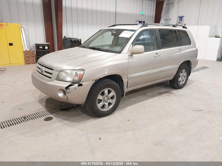 2007 Toyota Highlander VIN JTEEP21A570207672 IAAI salvage auction — FRONT & REAR, Clear (Utah), sold $275 on 2026-07-13 (photo 2)