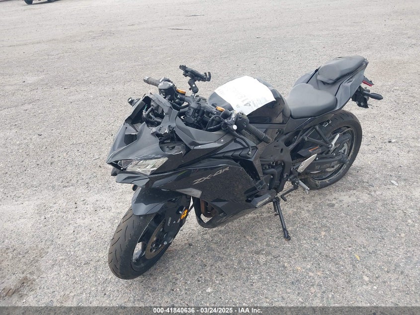 2025 Kawasaki Zx400 VIN ML5ZXCP10SDA32801 IAAI salvage auction — FRONT & REAR, Salvage Title, sold $1,950 on 2026-07-08 (photo 2)