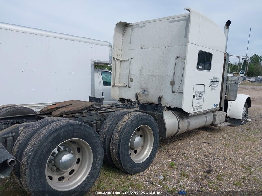 2007 Peterbilt 379 VIN 1XP5DB9X97D679404 IAAI salvage auction — ALL OVER, Salvage (Mississippi), sold $7,700 on 2026-07-08 (photo 3)