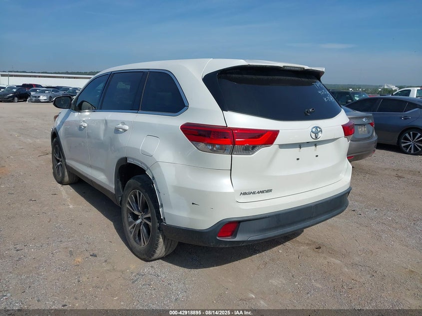2019 Toyota Highlander VIN 5TDZZRFH4KS355848 IAAI salvage auction — FRONT END, Salvage (Oklahoma), sold $6,600 on 2026-07-21 (photo 3)