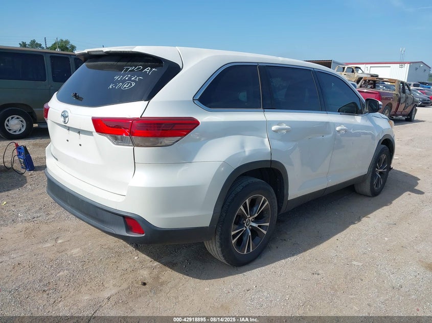 2019 Toyota Highlander VIN 5TDZZRFH4KS355848 IAAI salvage auction — FRONT END, Salvage (Oklahoma), sold $6,600 on 2026-07-21 (photo 4)