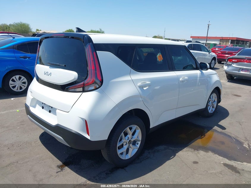 2025 Kia Soul VIN KNDJ23AUXS7949261 IAAI salvage auction — LEFT FRONT, Salvage Title, sold $4,300 on 2026-07-14 (photo 4)