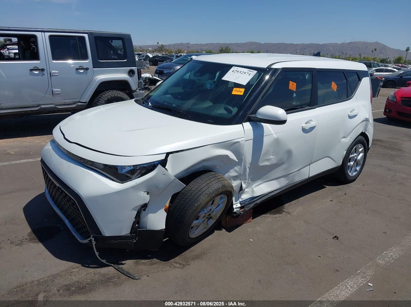 2025 Kia Soul VIN KNDJ23AUXS7949261 IAAI salvage auction — LEFT FRONT, Salvage Title, sold $4,300 on 2026-07-14 (photo 6)