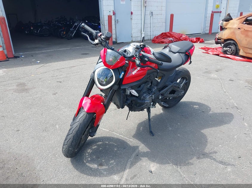 2021 Ducati Monster VIN ZDMMAMDT2MB000087 IAAI salvage auction — LEFT SIDE, Salvage Title, sold $2,050 on 2026-07-28 (photo 2)