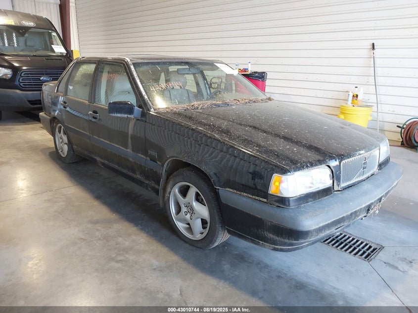 1997 Volvo 850 VIN YV1LS572XV1358200 IAAI salvage auction — REAR END, Bill Of Sale (Colorado), sold $175 on 2026-07-08 (photo 1)