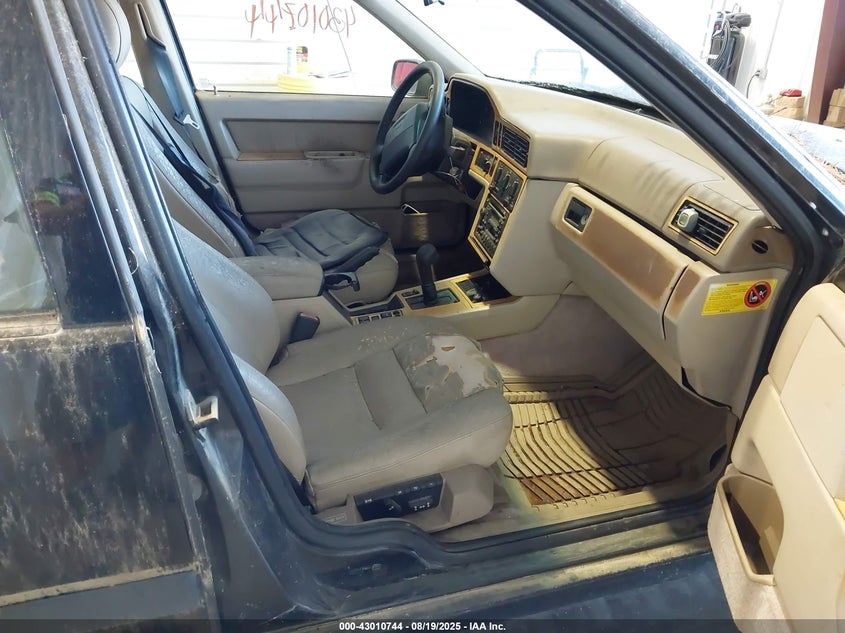 1997 Volvo 850 VIN YV1LS572XV1358200 IAAI salvage auction — REAR END, Bill Of Sale (Colorado), sold $175 on 2026-07-08 (photo 5)