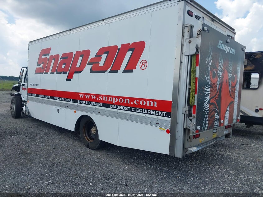 2020 Freightliner M2 106 VIN 1FVACWFC9LHLX7596 IAAI salvage auction — FRONT END, Salvage Title, sold $7,250 on 2026-09-30 (photo 3)