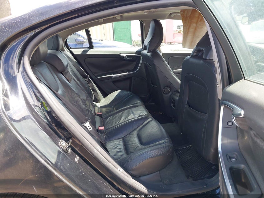2012 Volvo S60 VIN YV1622FS5C2106259 IAAI salvage auction — UNKNOWN, Salvage (Hawaii), sold $25 on 2026-08-25 (photo 8)
