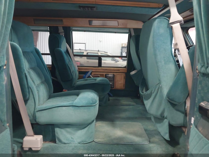 1995 Chevrolet G20 VIN 1GBEG25HXSF214221 IAAI salvage auction — RIGHT FRONT, Bill Of Sale (Colorado), sold $275 on 2026-07-08 (photo 8)