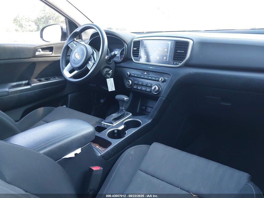 2020 Kia Sportage VIN KNDPM3AC2L7827491 IAAI salvage auction — SIDE, Salvage Title, sold $3,600 on 2026-07-09 (photo 5)