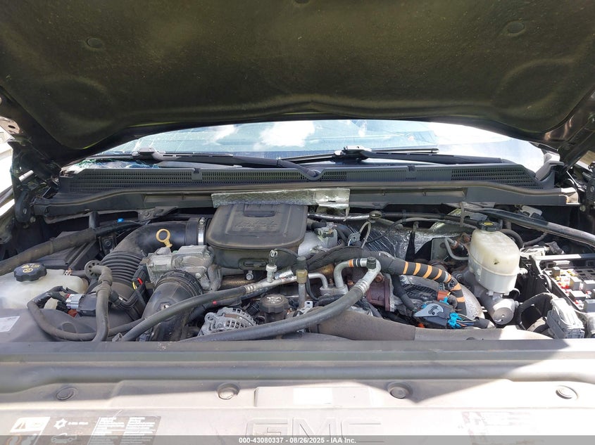 2016 Gmc Sierra 3500 hd VIN 1GT42YE81GF255580 IAAI salvage auction — RIGHT SIDE, Salvage Title, sold $8,400 on 2026-07-15 (photo 9)