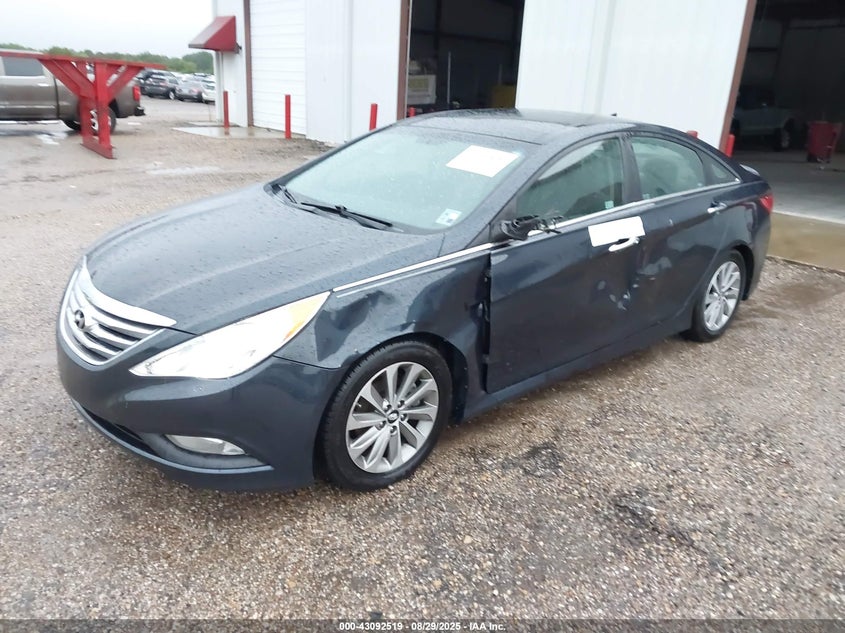 2014 Hyundai Sonata VIN 5NPEC4AC8EH939243 IAAI salvage auction — LEFT SIDE, Salvage Title, sold $800 on 2026-07-20 (photo 2)