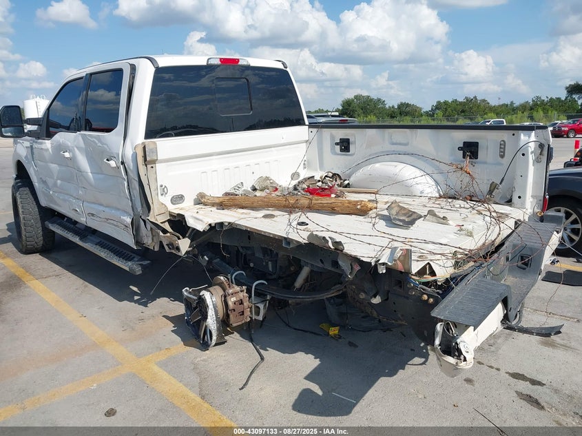 2017 Ford F-250 VIN 1FT7W2BT9HEC38752 IAAI salvage auction — LEFT REAR, Salvage Title, sold $11,700 on 2026-07-30 (photo 3)
