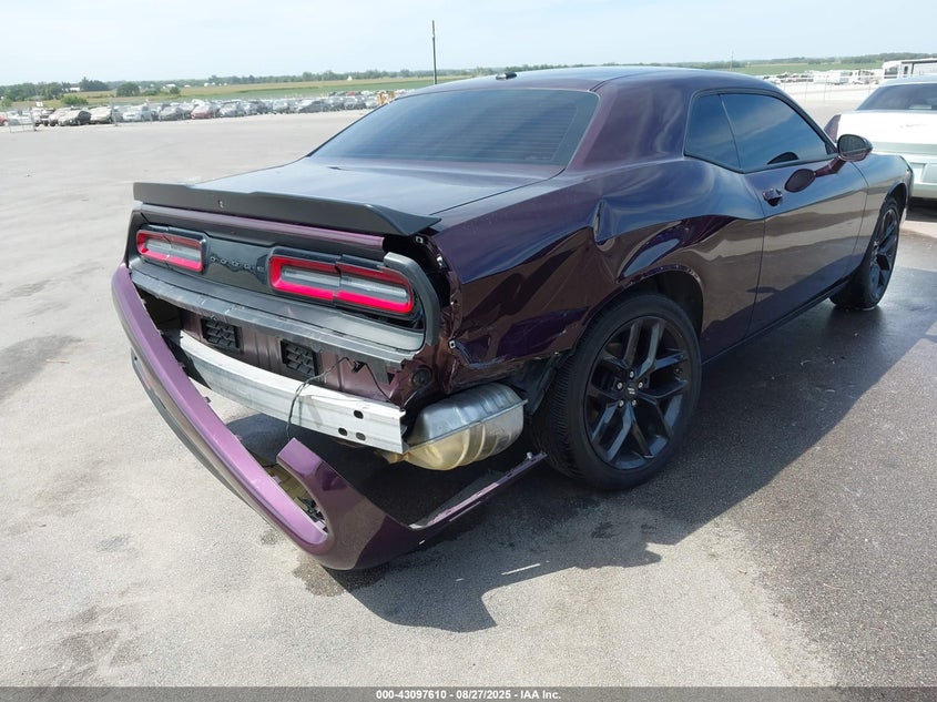 2022 Dodge Challenger VIN 2C3CDZAG7NH187939 IAAI salvage auction — FRONT & REAR, Salvage (California), sold $8,600 on 2026-07-09 (photo 6)