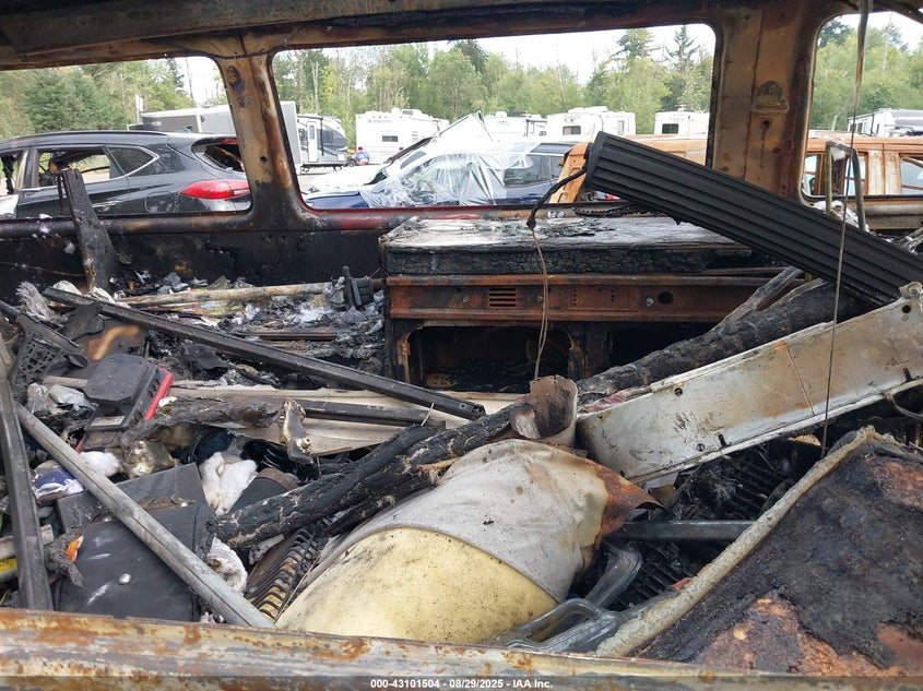 1987 Volkswagen VIN WV2ZB0256HH047896 IAAI salvage auction — TOTAL BURN, Bill Of Sale - Parts Only (Washington), sold $100 on 2026-07-22 (photo 8)