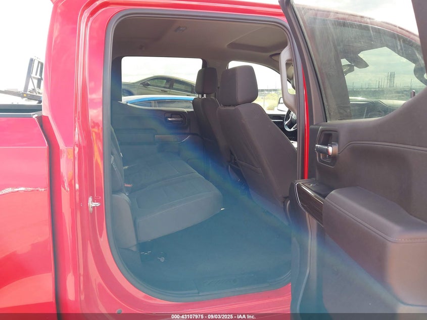 2020 Chevrolet Silverado 1500 VIN 1GCPYFEDXLZ365517 IAAI salvage auction — RIGHT FRONT, Clear (Arizona), sold $19,400 on 2026-07-09 (photo 8)