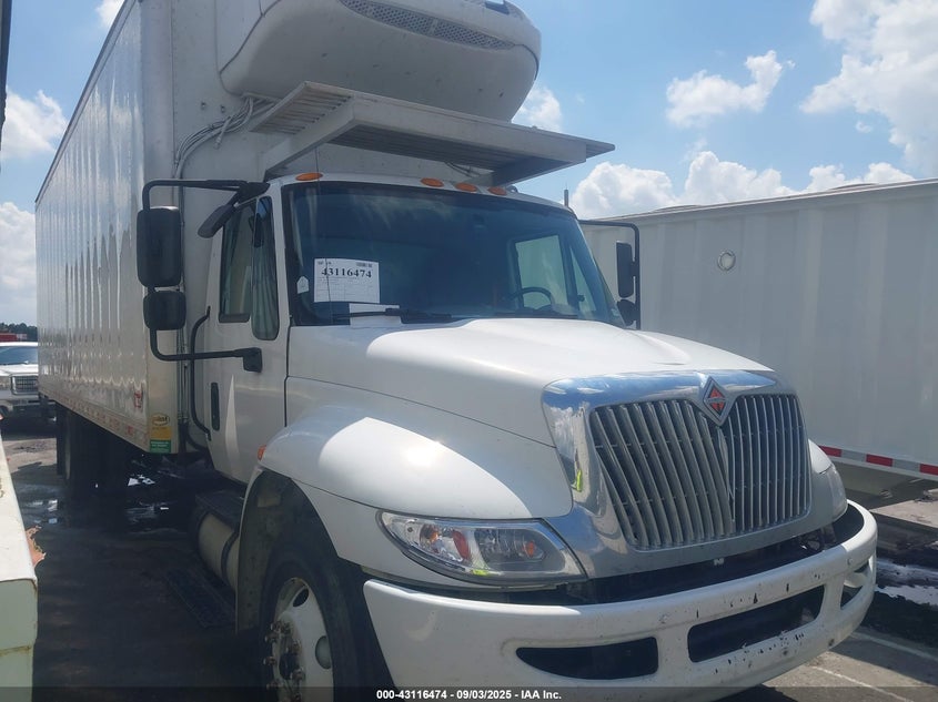 2018 International Durastar 4300 VIN 1HTMMMML7JH212451 — IAAI salvage auction photo