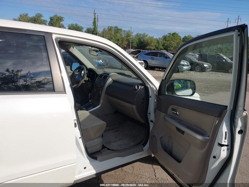 2010 Suzuki Grand vitara VIN JS3TD0D21A4110094 IAAI salvage auction — NORMAL WEAR, Clear (Pennsylvania), sold $1,900 on 2026-07-10 (photo 5)