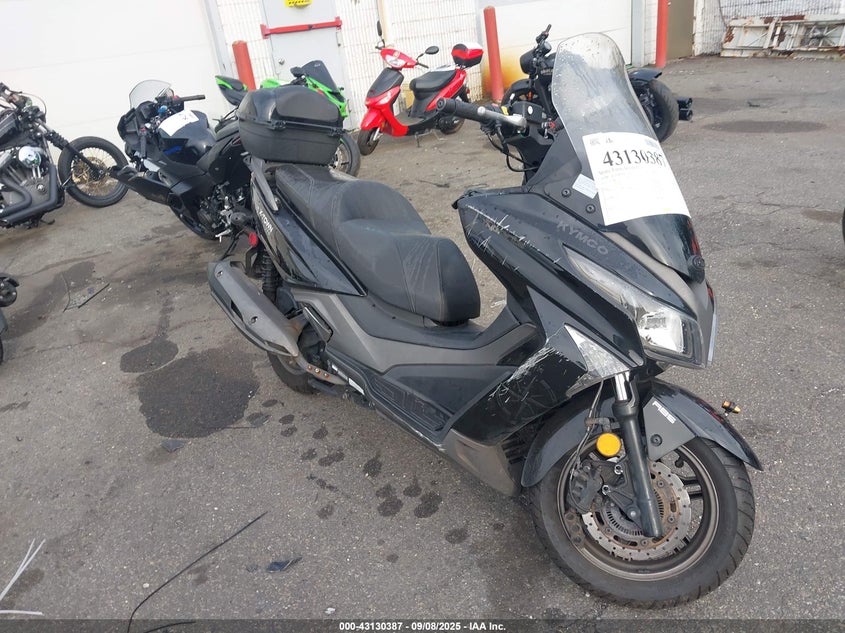 2020 VIN LC2W1M241LC100364 IAAI salvage auction — THEFT, Mv-907A (New York), sold $75 on 2026-07-21 (photo 1)