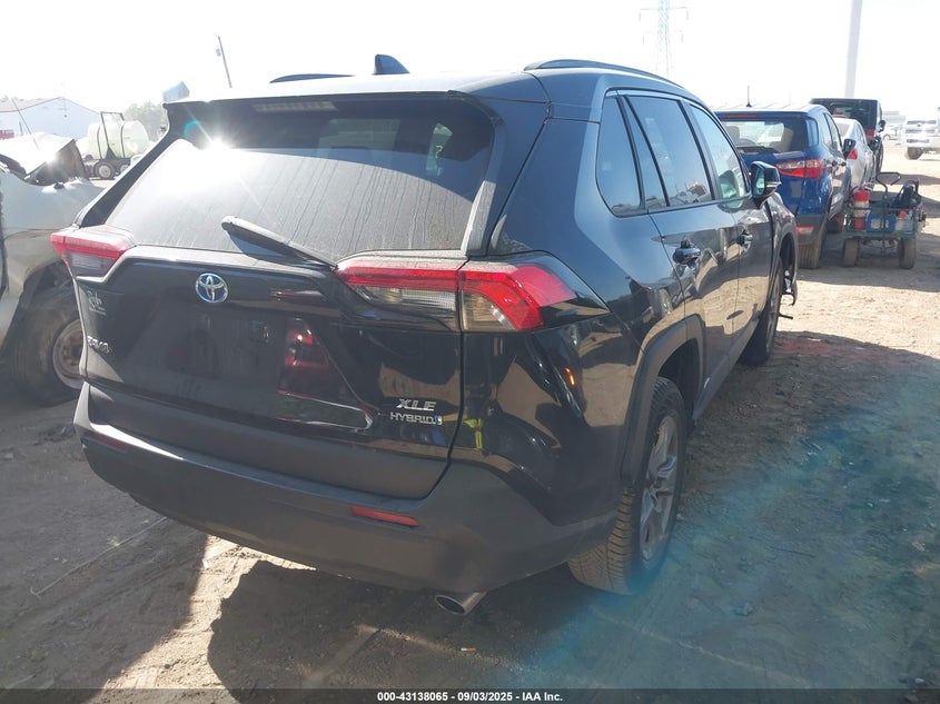 2022 Toyota Rav4 VIN 4T3RWRFV9NU064604 IAAI salvage auction — FRONT END, Salvage (Indiana), sold $8,600 on 2026-07-29 (photo 4)