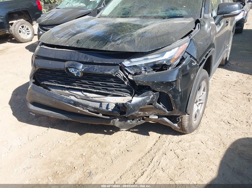2022 Toyota Rav4 VIN 4T3RWRFV9NU064604 IAAI salvage auction — FRONT END, Salvage (Indiana), sold $8,600 on 2026-07-29 (photo 6)