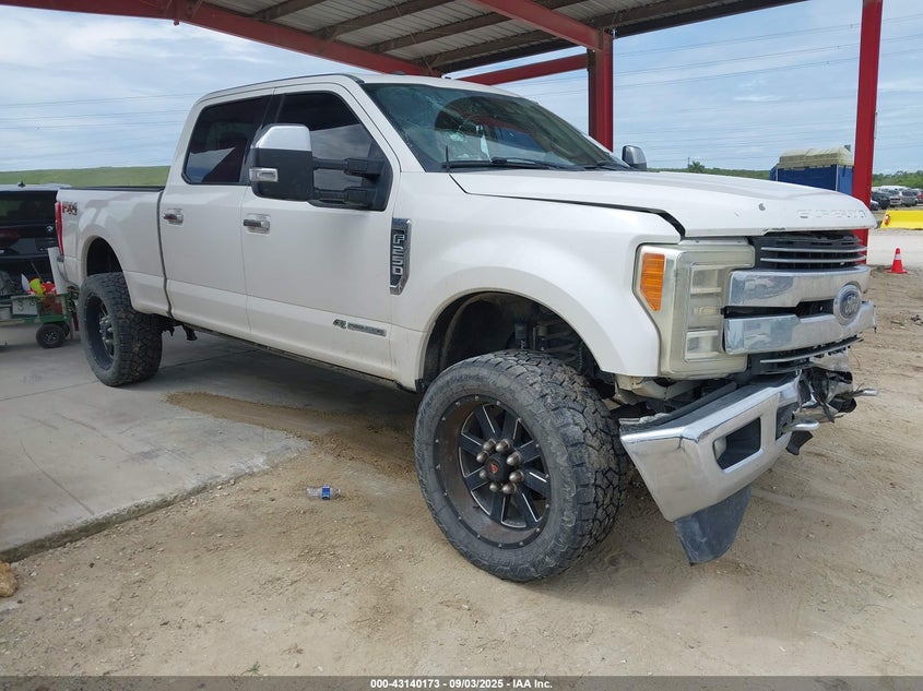 2017 Ford F250 VIN 1FT7W2BT5HEE12459 IAAI salvage auction — Front End, Rebuildable (Florida), sold $12,550 on 2025-10-06 (photo 1)