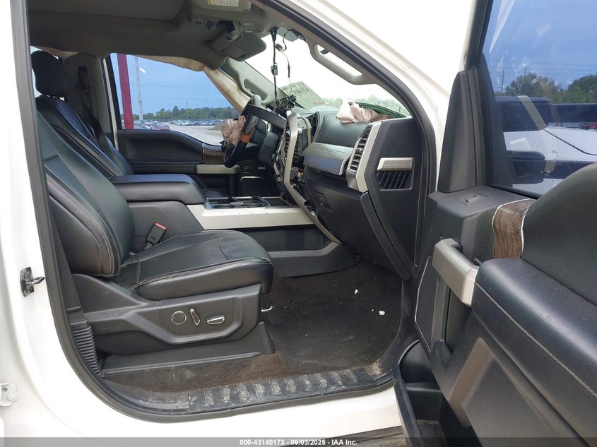 2017 Ford F250 VIN 1FT7W2BT5HEE12459 IAAI salvage auction — Front End, Rebuildable (Florida), sold $12,550 on 2025-10-06 (photo 5)