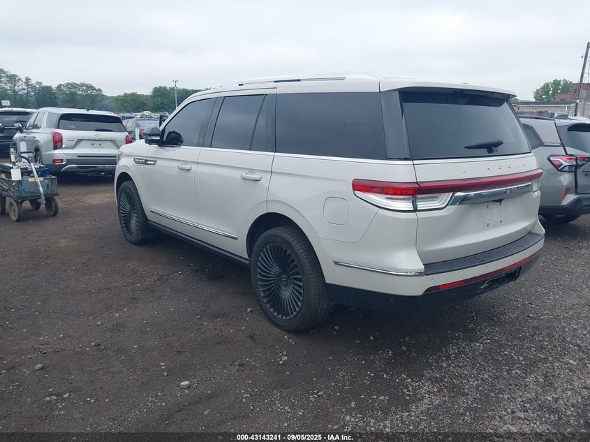 2022 Lincoln Navigator VIN 5LMJJ2LT2NEL02363 IAAI salvage auction — ROOF, Salvage Title, sold $24,150 on 2026-09-28 (photo 3)