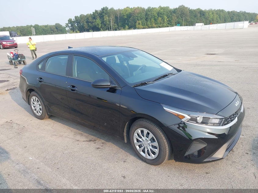 2024 Kia Forte VIN 3KPF24AD1RE803076 IAAI salvage auction — HAIL, Salvage (Indiana), sold $8,675 on 2026-07-30 (photo 1)