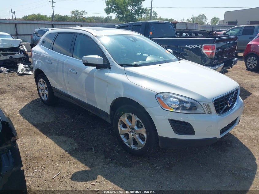 2013 Volvo Xc60 VIN YV4952DZ3D2444686 IAAI salvage auction — REAR END, Clear (Oklahoma), sold $2,900 on 2026-08-11 (photo 1)