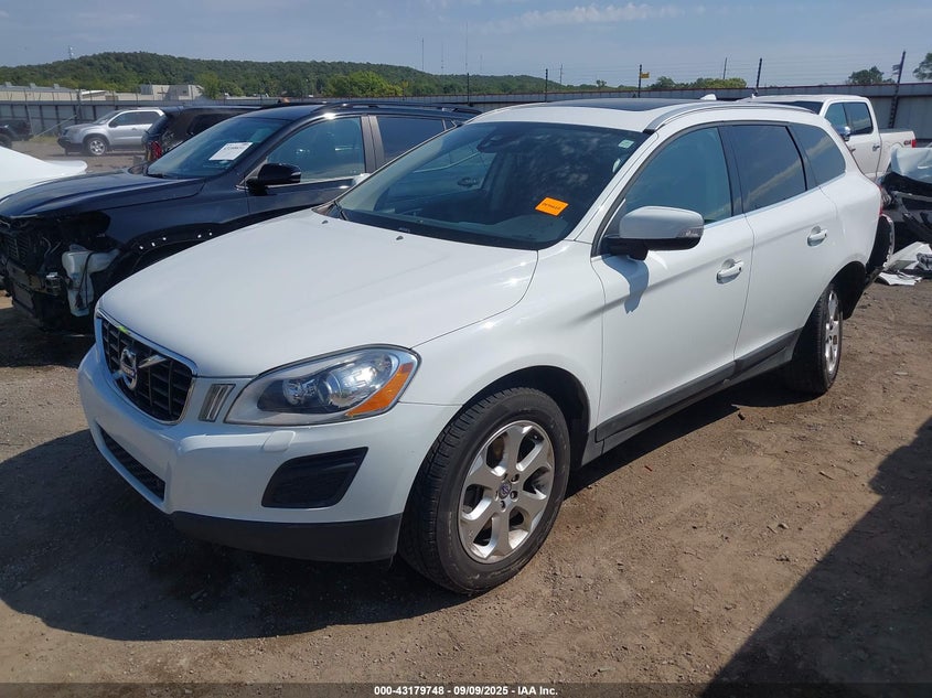 2013 Volvo Xc60 VIN YV4952DZ3D2444686 IAAI salvage auction — REAR END, Clear (Oklahoma), sold $2,900 on 2026-08-11 (photo 2)