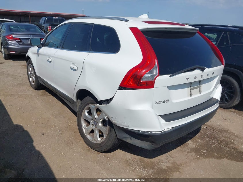 2013 Volvo Xc60 VIN YV4952DZ3D2444686 IAAI salvage auction — REAR END, Clear (Oklahoma), sold $2,900 on 2026-08-11 (photo 3)
