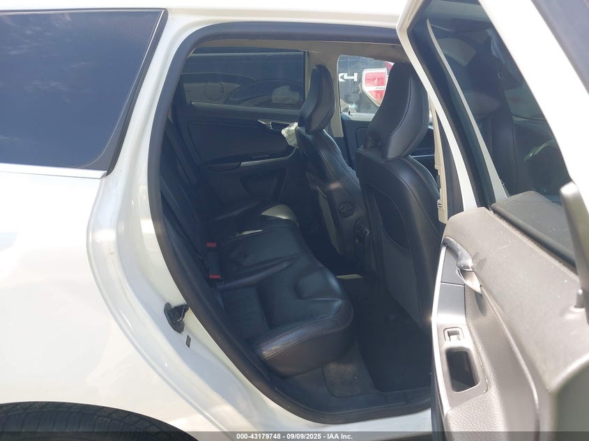 2013 Volvo Xc60 VIN YV4952DZ3D2444686 IAAI salvage auction — REAR END, Clear (Oklahoma), sold $2,900 on 2026-08-11 (photo 8)