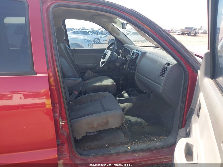 2006 Dodge Dakota VIN 1D7HW28K96S536628 IAAI salvage auction — LEFT SIDE, Salvage (Texas), sold $525 on 2026-07-30 (photo 5)