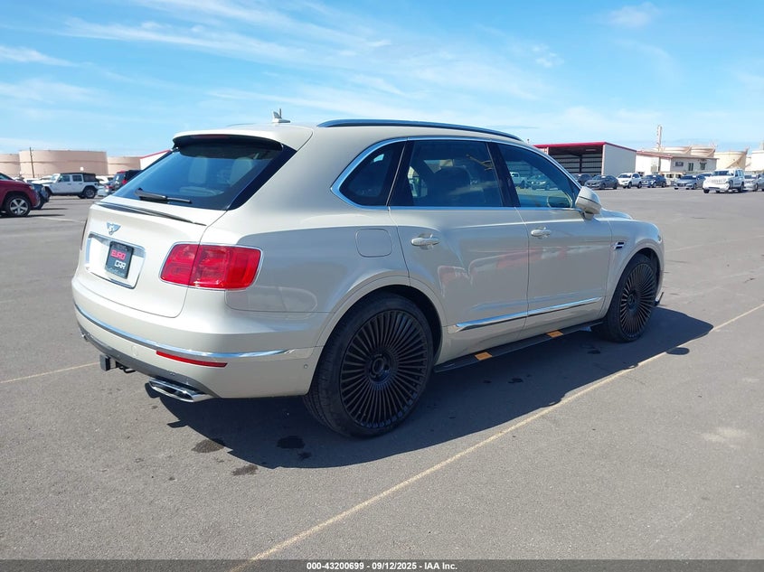 2018 Bentley Bentayga VIN SJAAC4ZVXJC019416 IAAI salvage auction — SUSPENSION, Salvage (Hawaii), sold $43,250 on 2026-08-25 (photo 4)